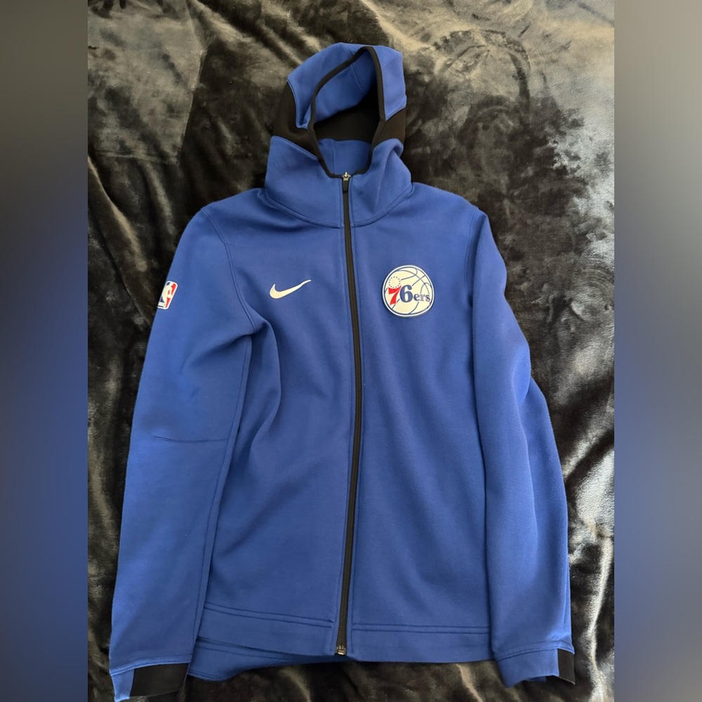 Philadelphia 76ers x Nike Therma Flex Hoodie